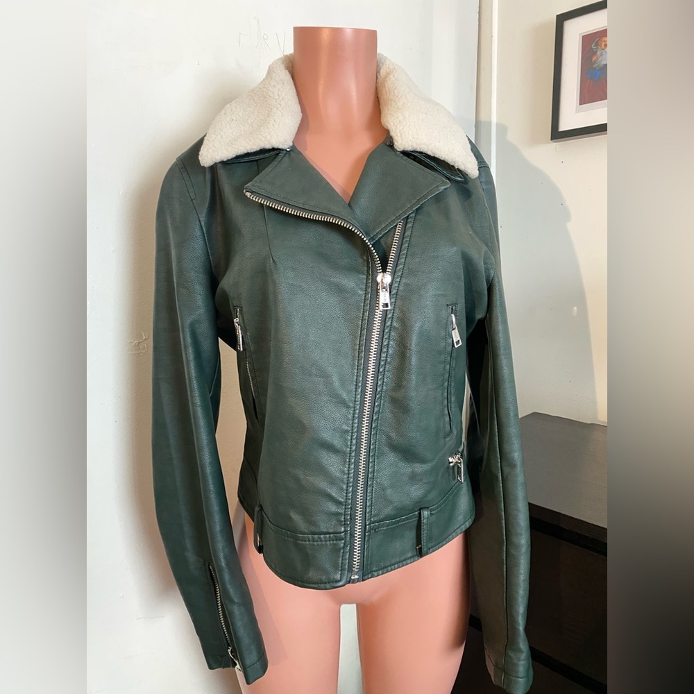 Xoxo green fur jacket
